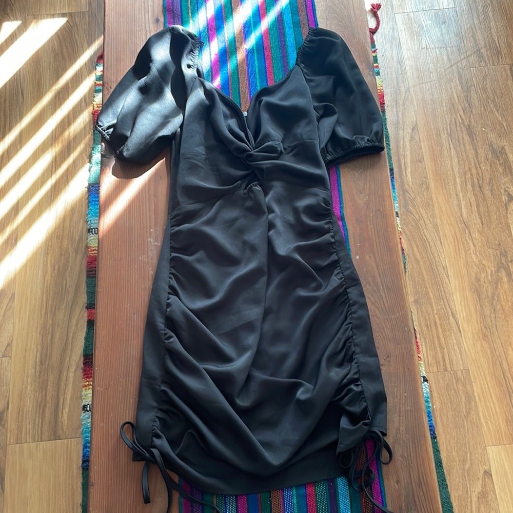 Black runched dress